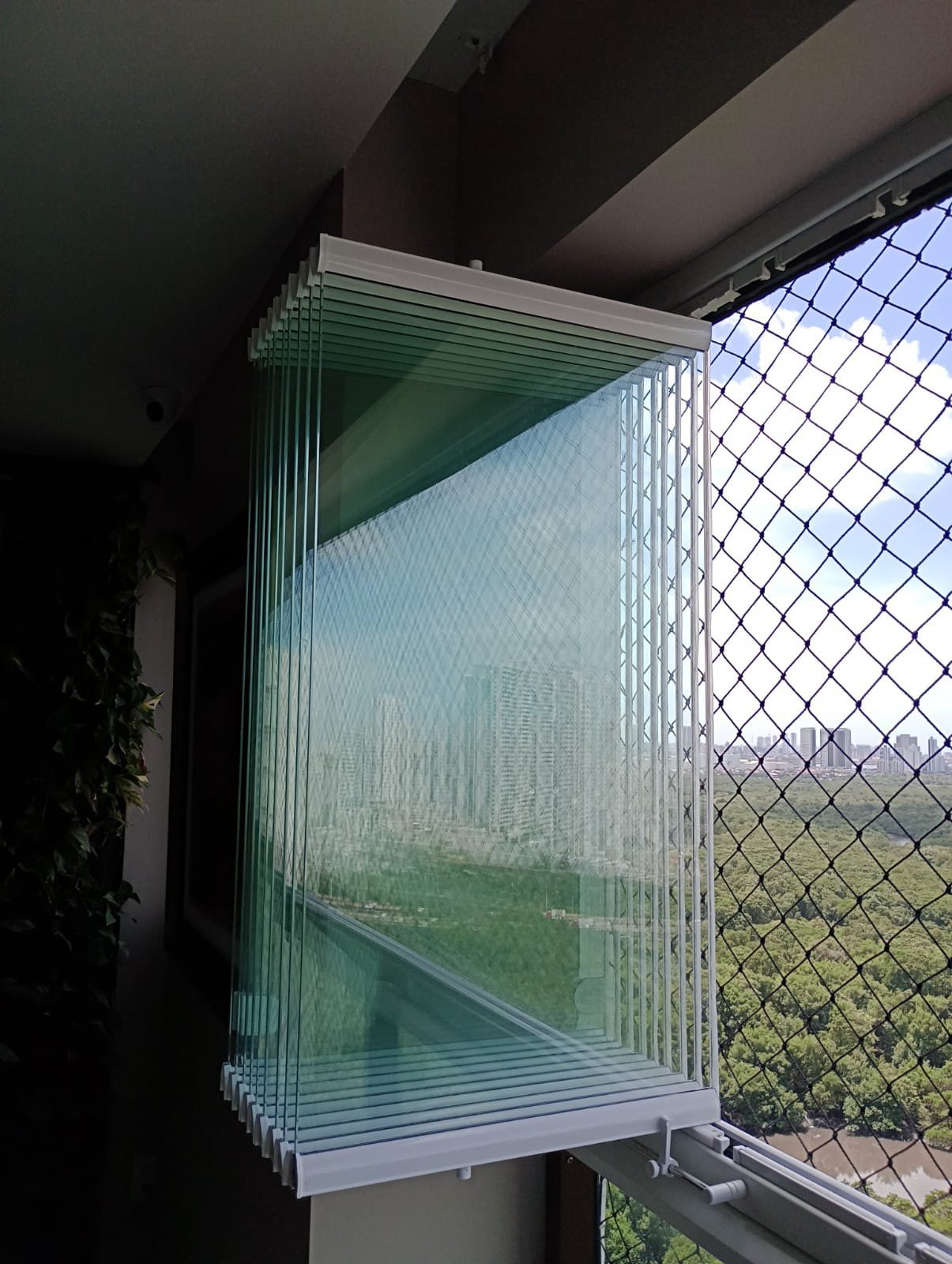 Benefícios de Instalar uma Cortina de Vidro na sua Varanda - Perfal ...